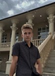 Михаил, 22, Оренбург, ищу: Девушку  от 18  до 27 