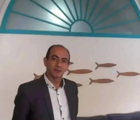 Hussain, 52, Riyadh