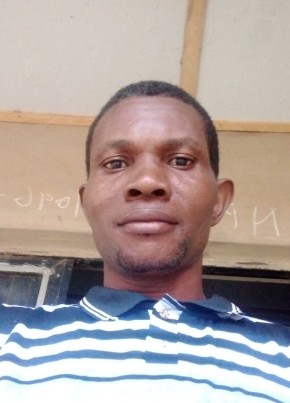 Dan, 28, Nigeria, Akure