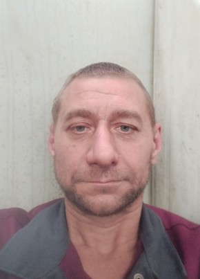 Олег из Самары 47 лет
