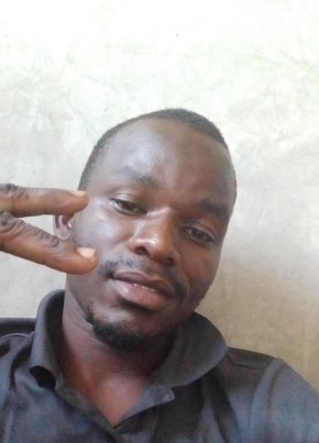 Lawrence, 26, Kenya, Kisumu