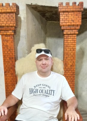 Sergey, 44, Russia, Rostov-na-Donu
