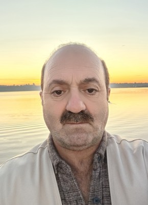 Memet из Esenyurt 51 год