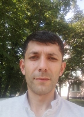 Ruslan, 39, Russia, Pyt-Yakh