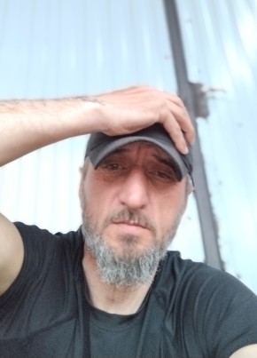 Зам из Нальчика 49 лет