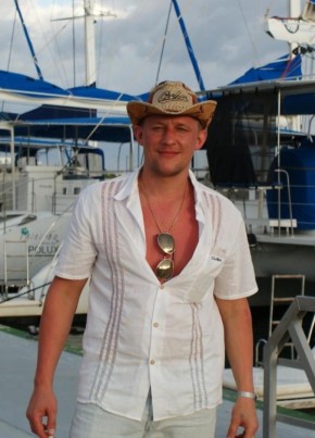 Artem, 39, Russia, Saint Petersburg