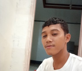 Micheal pandoy, 26, Malita