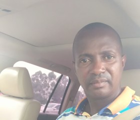 Yves, 45 лет, Yaoundé