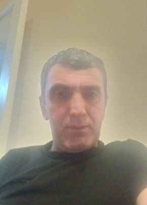 Ильяс из Нижнекамска 47 лет