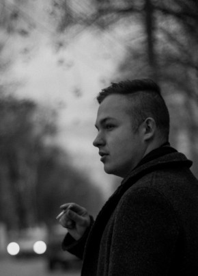 Виталий из Брянска 25 лет