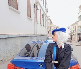 Ayouta, 21, Annaba