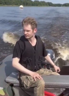 Юрий из Сестрорецка 42 года