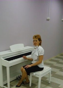 Галина, 60, Россия, Сургут
