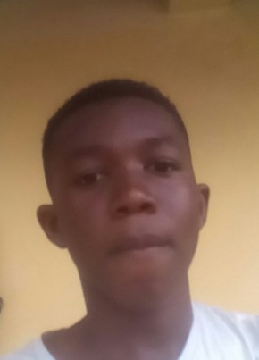 Willy, 20, Republic of Cameroon, Douala