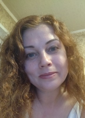 Елена, 44, Россия, Псков