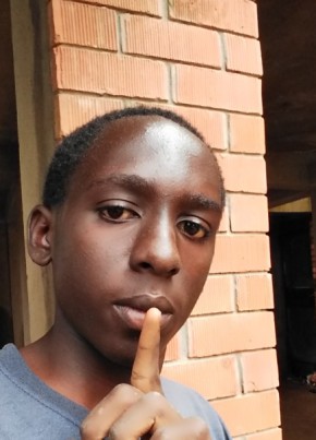 Enock, 24, Uganda, Kampala
