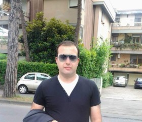 Davud, 41, Saint-Genis-Laval