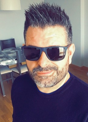 jose. R, 49, Estado Español, Silla