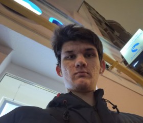 Svyatoslav, 18, Moscow