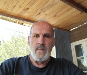 Rodriguez, 52, Avignon