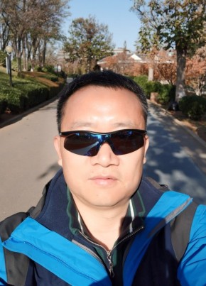 zhou, 38, 中华人民共和国, 北京市