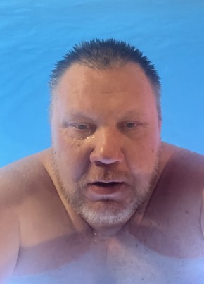 Андрей из Пскова 47 лет