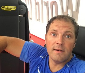 Loving & caring, 57, Hanoi