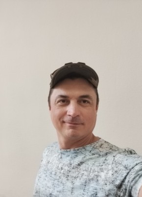 Константин из Новосибирска 48 лет
