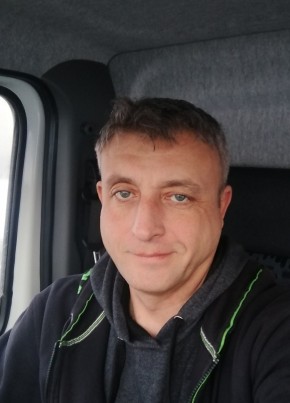 Илья, 48, Россия, Феодосия