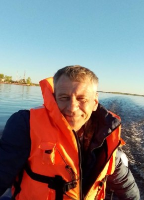 Алексей из Березники 53 года