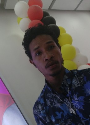 Junior Hanua Rup, 20, Fiji, Suva