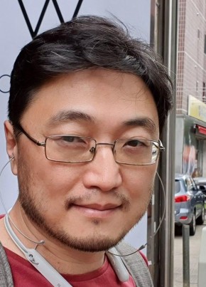 Vladislav Kim, 49, 대한민국, 서울특별시