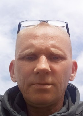 Дмитрий из Салавата 48 лет