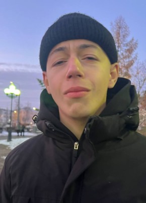 Вячеслав из Междуреченска 20 лет