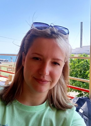 Елена из Лазаревское 33 года