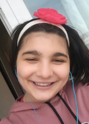 Melisa Bodur, 18, Türkiye Cumhuriyeti, Giresun