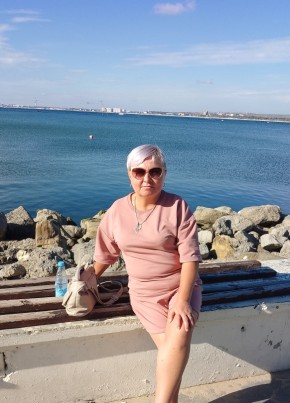 Ирина, 49, Россия, Волжский (Волгоградская обл.)