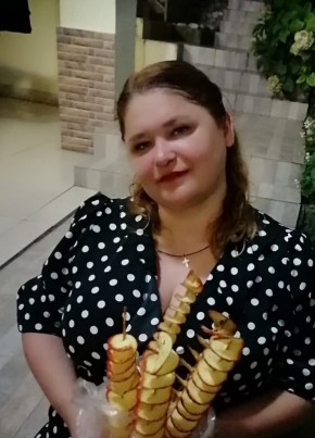 Ольга, 40, Россия, Галич
