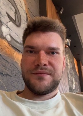 Dmitrii из Ankara 29 лет