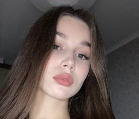 Eseniya, 22, Berlin