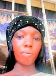 Aminata, 18  , Freetown