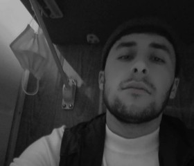 Mustafo, 21, Tirmiz