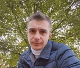 Mihai, 36, Adjud