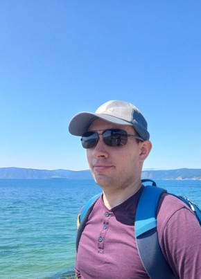 Dmitriy, 32, Russia, Saint Petersburg