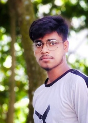 Prosenjit Chouha, 21, India, Piro