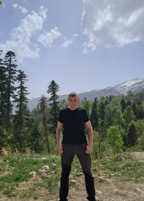 Максим, 35, Россия, Майкоп