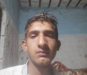 Hasnain Ali, 18 лет, لاہور