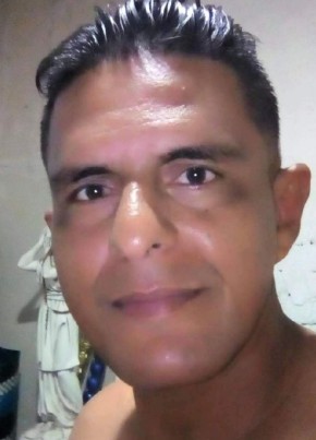 Querubin из Ibagué 51 год
