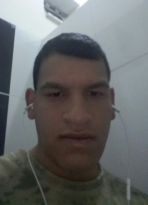 Recep, 21, Türkiye Cumhuriyeti, Diyarbakır