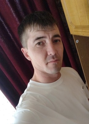 Руслан из Владивостока 37 лет